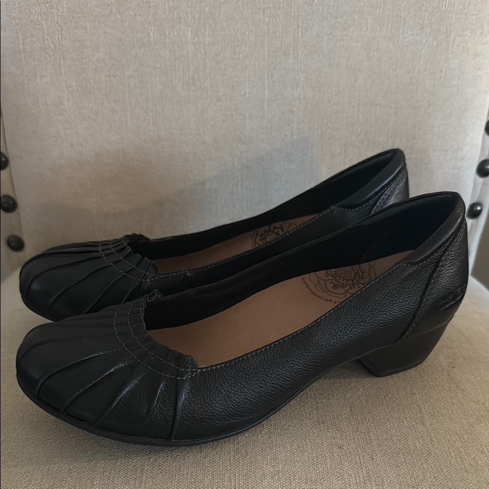 Taos Women’s Calypso Leather Stacked Heels Shoes Black Size 9.5